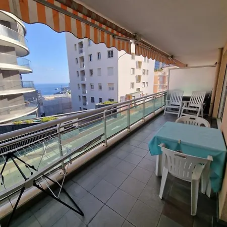 Apartment 1 Meter From Monaco. 5 Min By Elevators To Larvotto Beach.