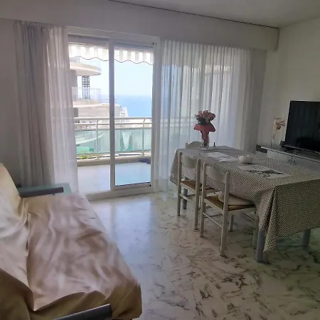 1 Meter From Monaco. 5 Min By Elevators To Larvotto Beach. Apartment Beausoleil