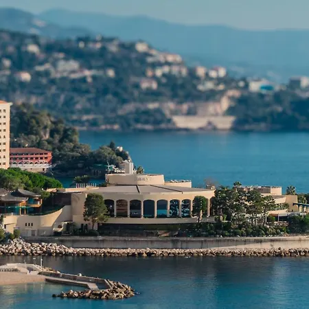 1 Meter From Monaco. 5 Min By Elevators To Larvotto Beach.